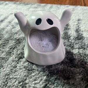 White Ceramic Ghost Sponge Holder